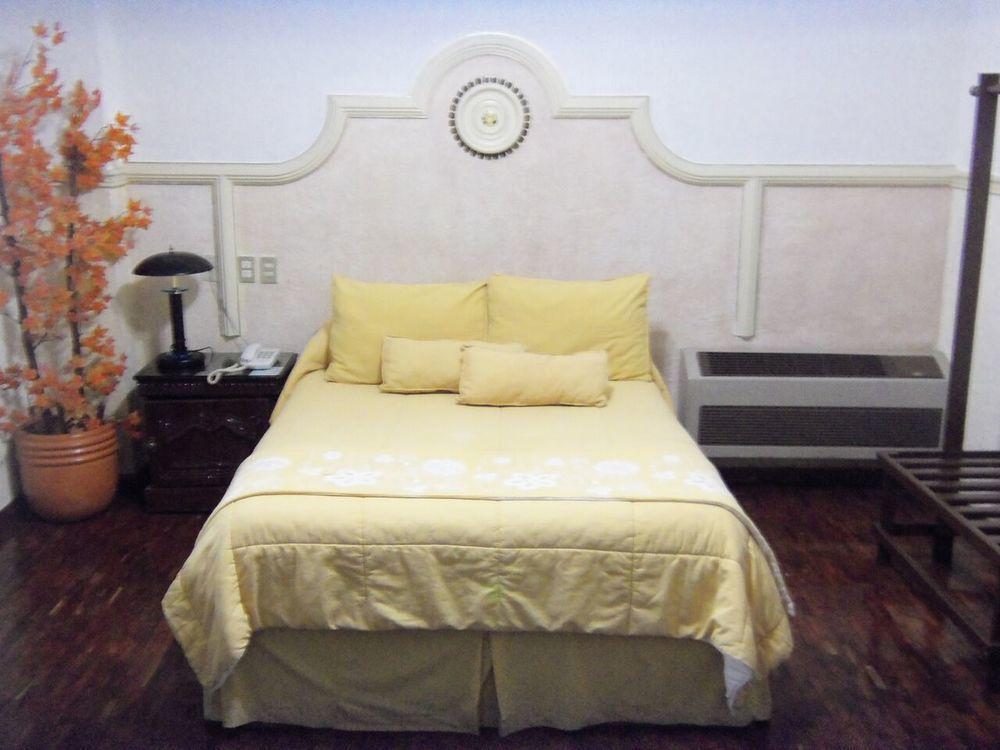 Hotel Gya Express อากวสคาเลียนเทส ภายนอก รูปภาพ