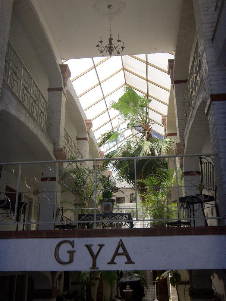 Hotel Gya Express อากวสคาเลียนเทส ภายนอก รูปภาพ