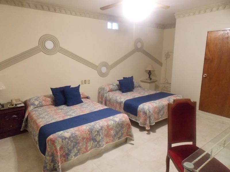 Hotel Gya Express อากวสคาเลียนเทส ภายนอก รูปภาพ