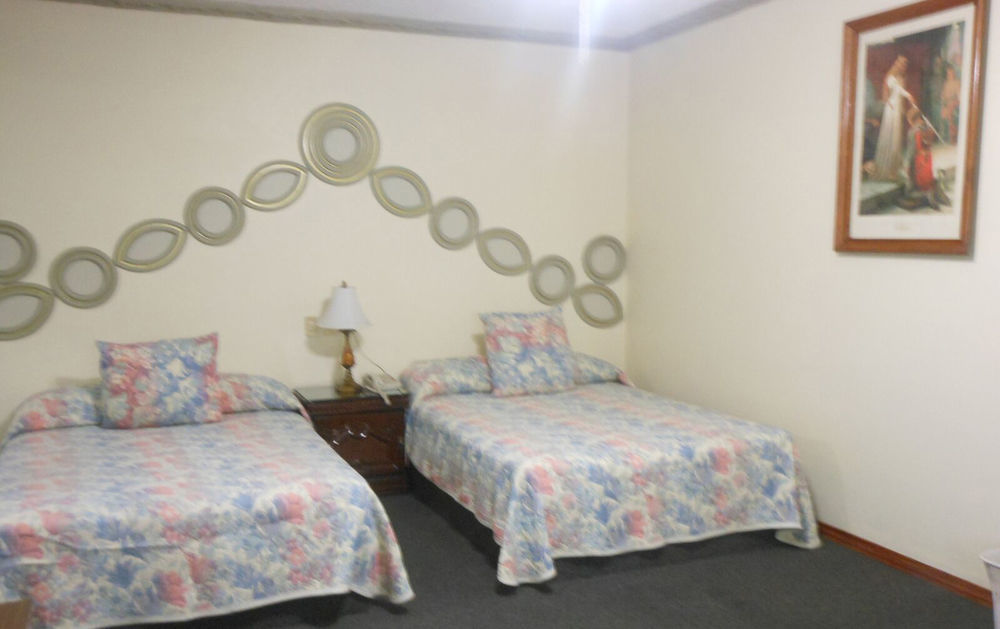 Hotel Gya Express อากวสคาเลียนเทส ภายนอก รูปภาพ