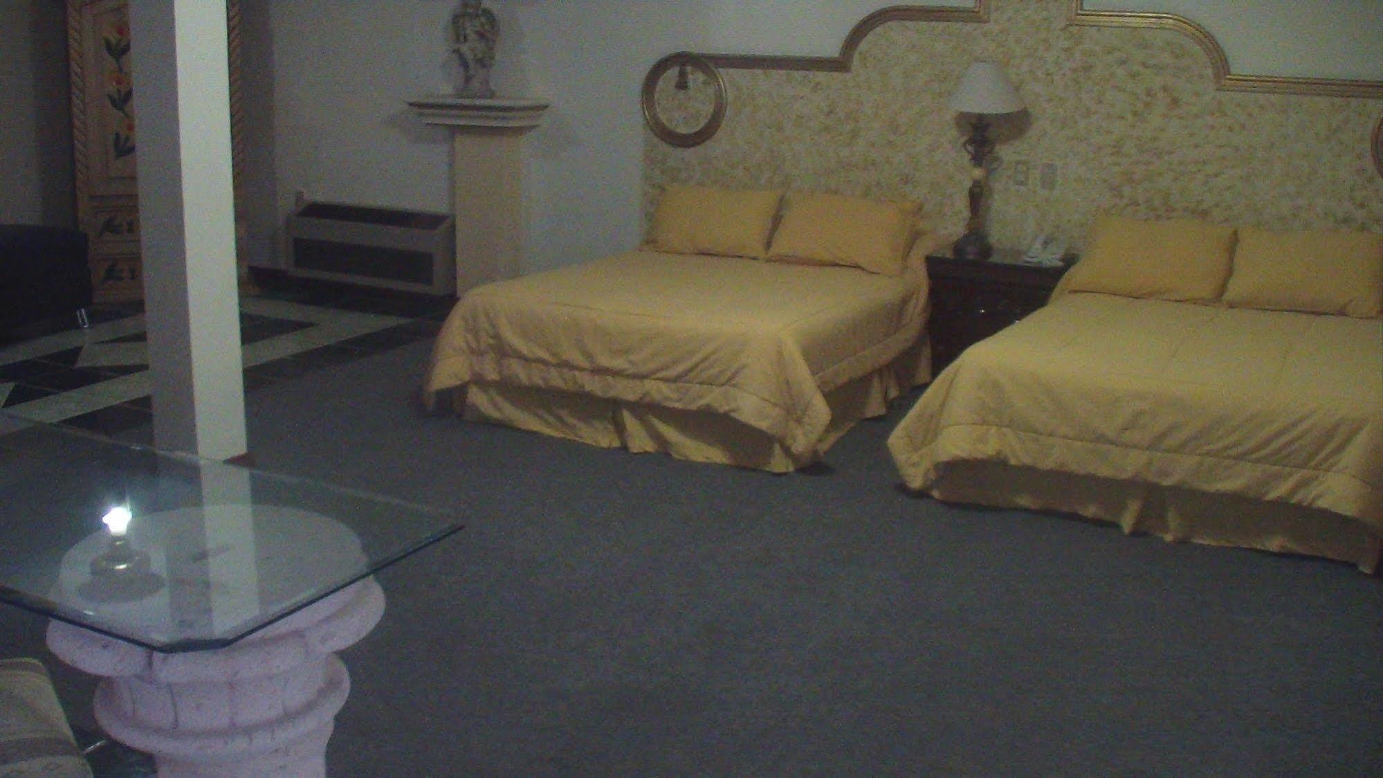 Hotel Gya Express อากวสคาเลียนเทส ภายนอก รูปภาพ